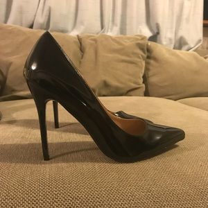 Classic Black Pump